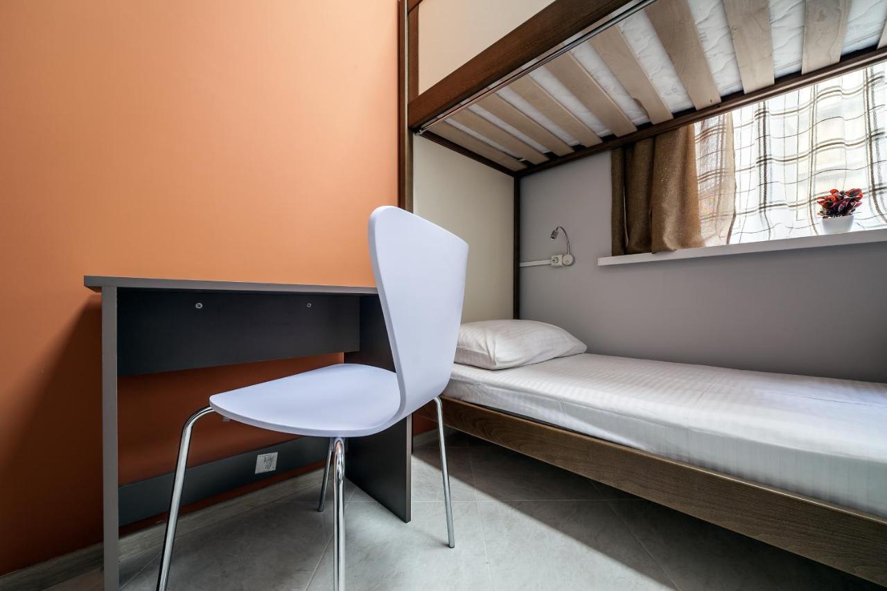 Ostriv Hostel Lviv Exterior photo