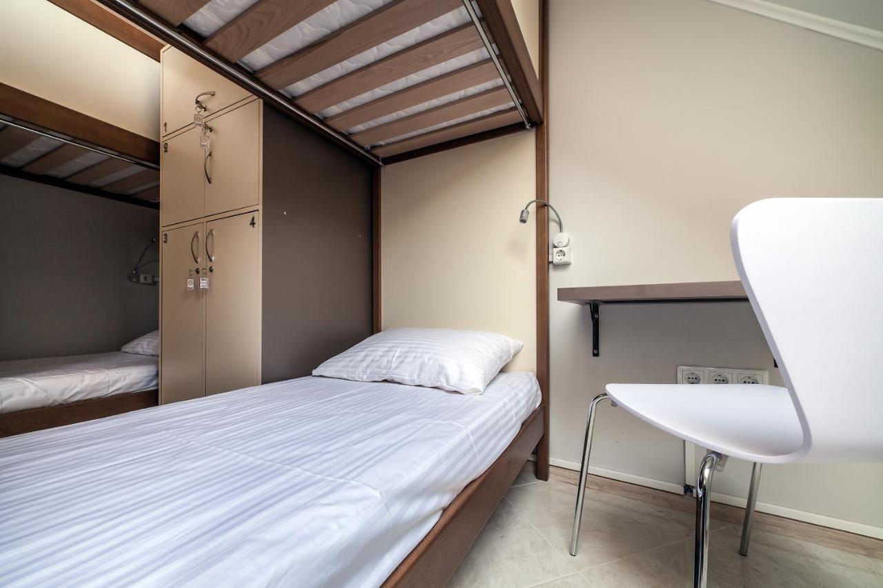 Ostriv Hostel Lviv Exterior photo