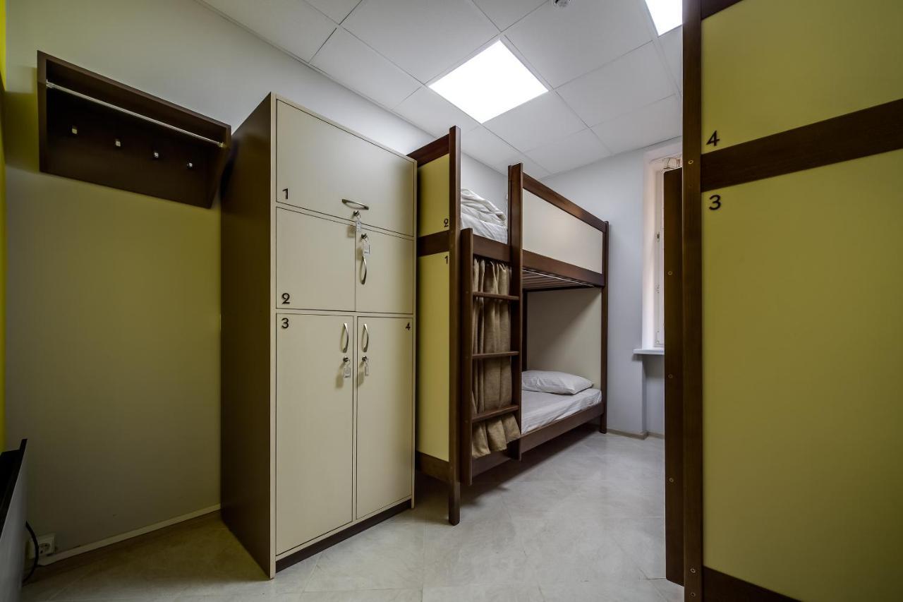 Ostriv Hostel Lviv Exterior photo