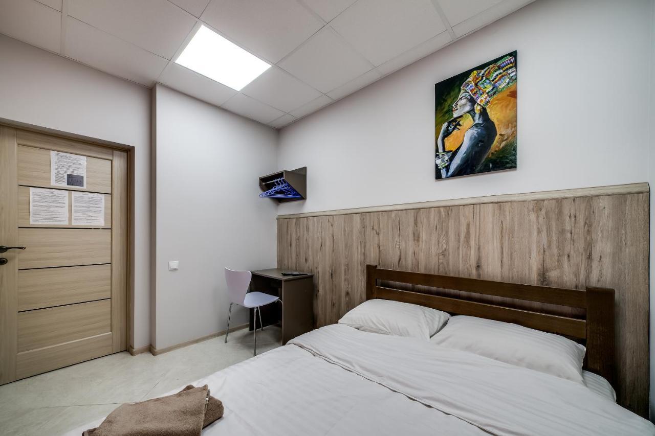 Ostriv Hostel Lviv Exterior photo
